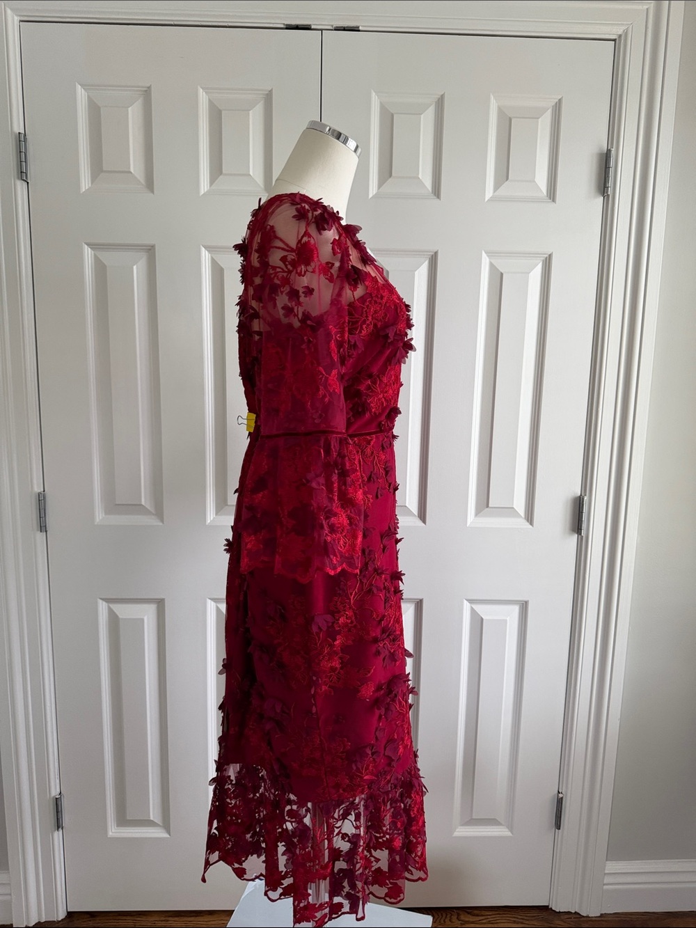 Marchesa Notte Red Lace Midi Dress 3d Floral Appliqué Mesh Wedding Guest Size 10 - Picture 8 of 17